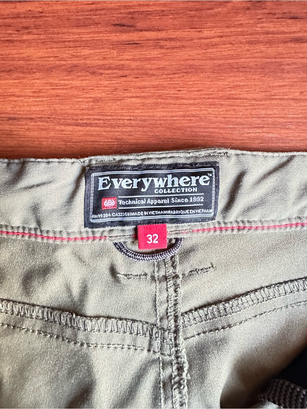 686 Everywhere Short Mens M - Picture 2 of 6